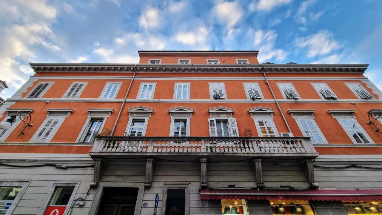 Roma 30 - Poema Appartamento Trieste